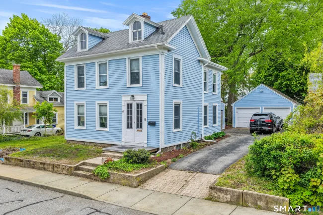 95 Monument Street