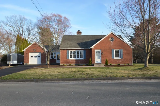 5 Sylvan Avenue
