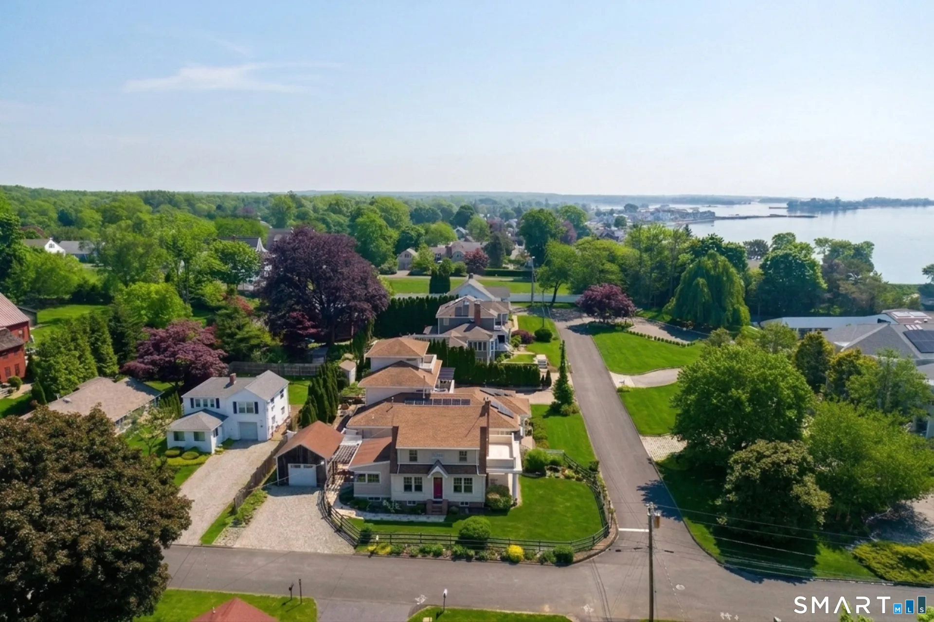 9 First Avenue, Branford, CT