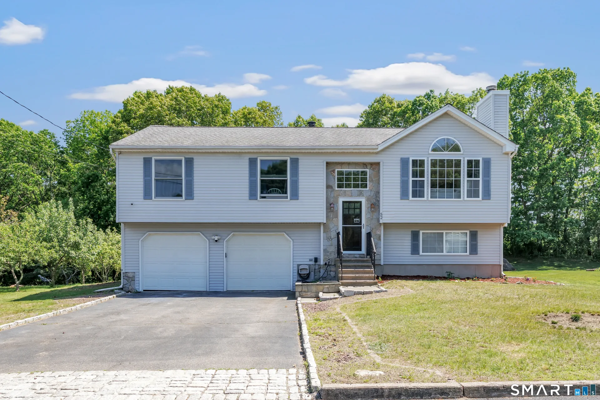 52 Brittany Lane, Naugatuck, CT
