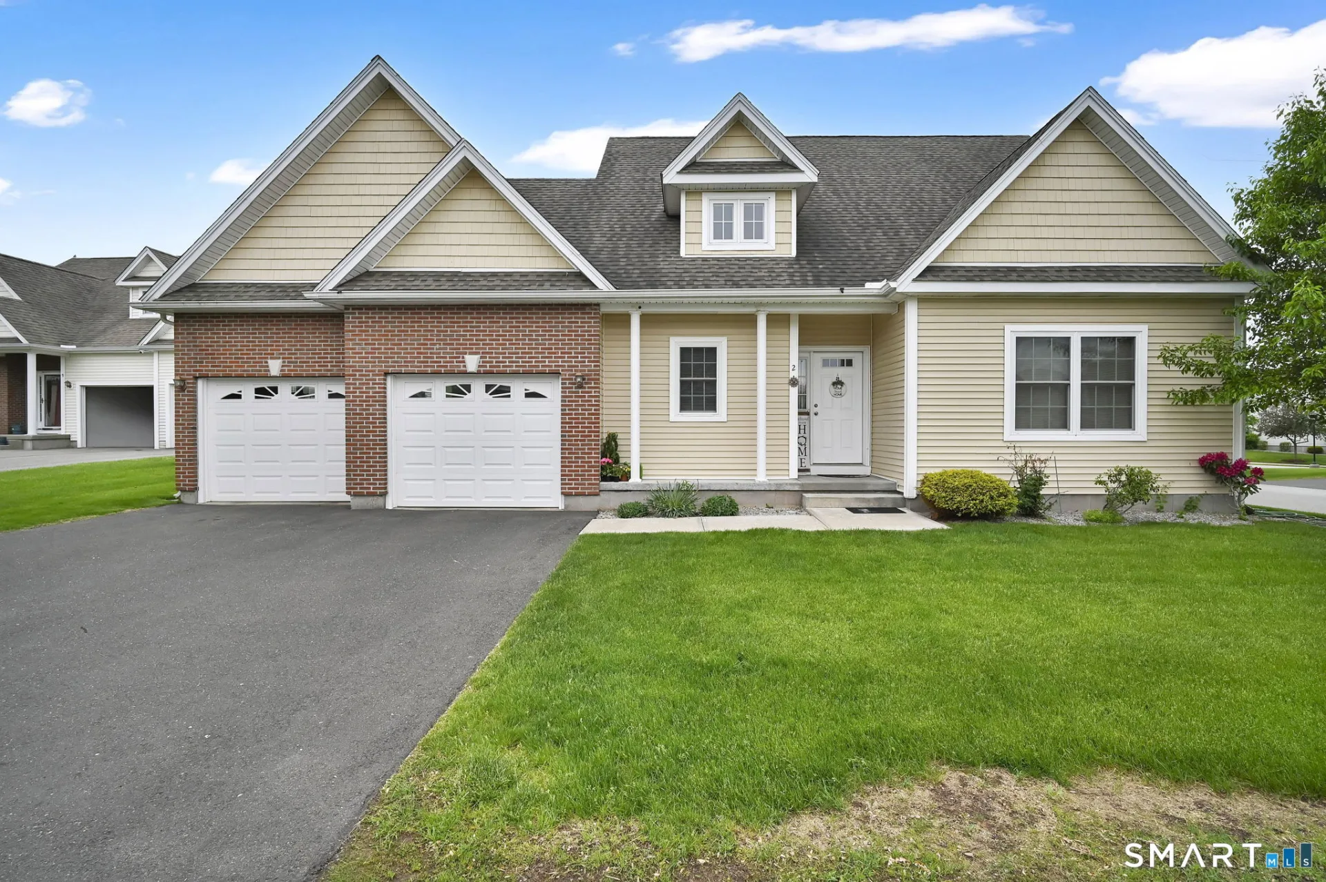2 Christopher Court, Ellington, CT