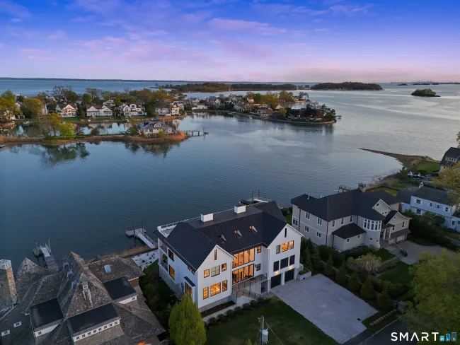 4 Little Cove Lane