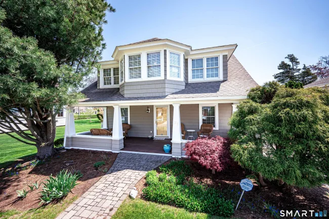 21 Chapel Drive, Branford, CT