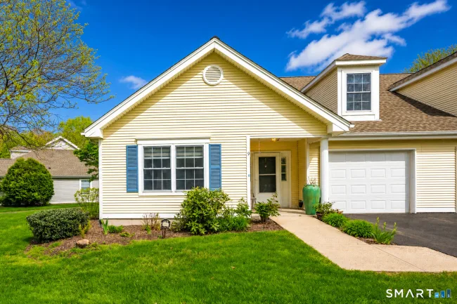 9 Henley Way #9
