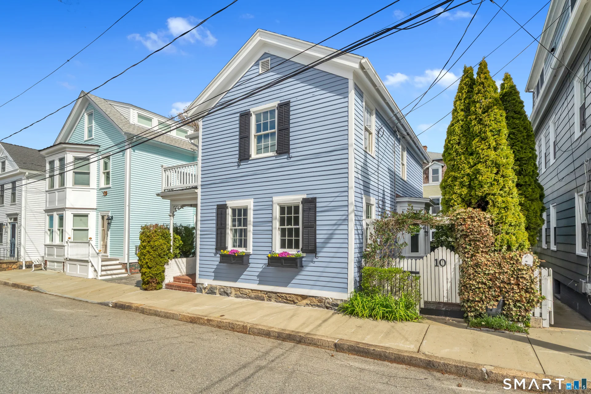 10 Trumbull Street, Stonington, CT