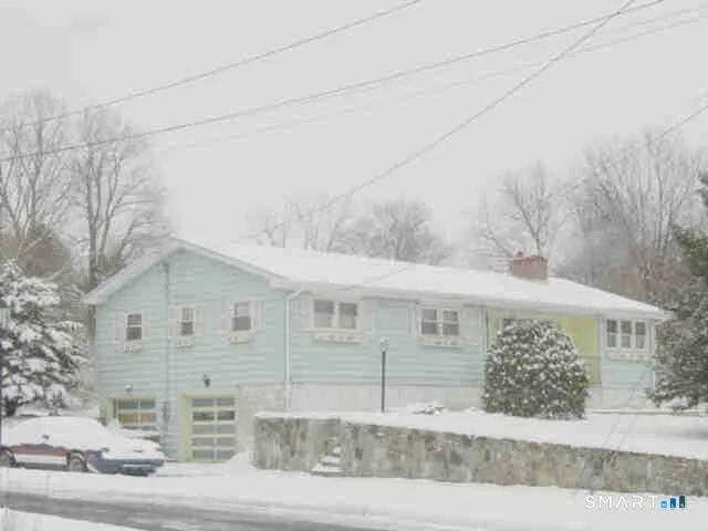 15 Birch Road, New Fairfield, CT