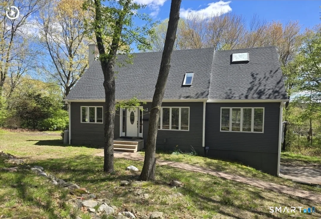 54 Highlawn Street, Waterbury, CT