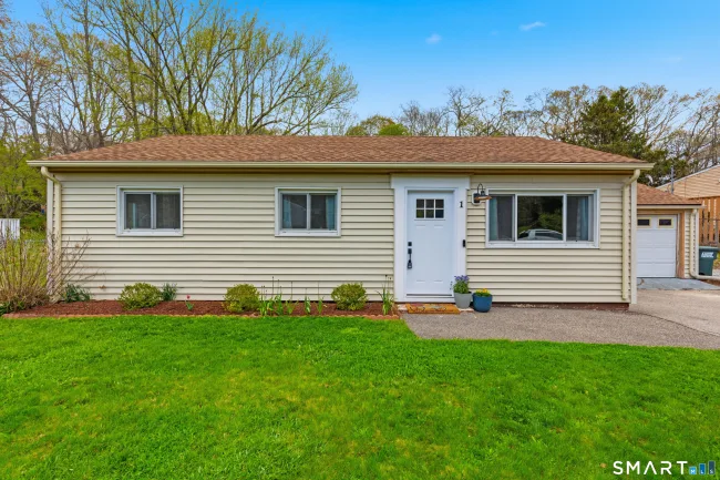 1 Meadow Lark Lane
