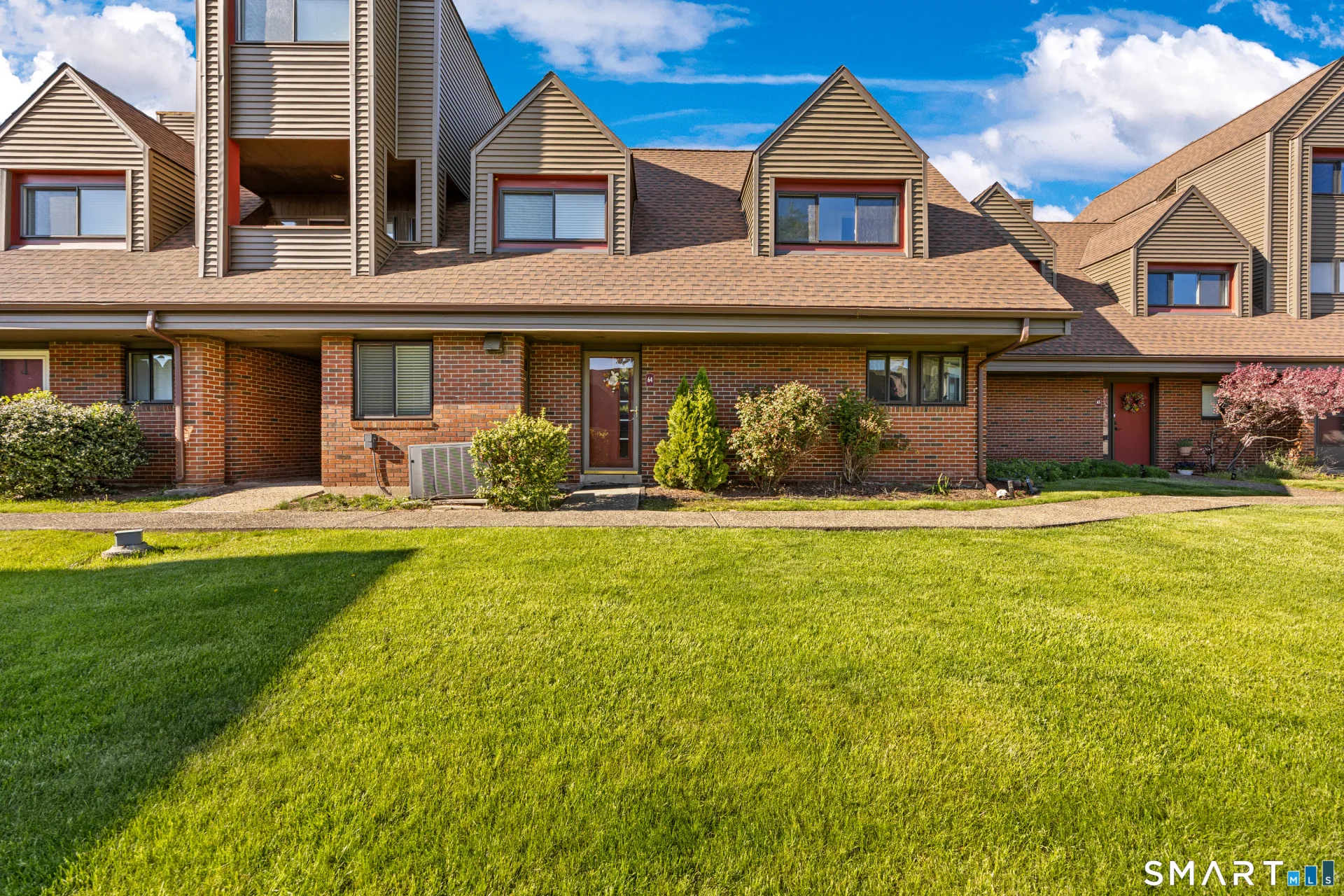 64 Montoya Drive #64, Branford, CT