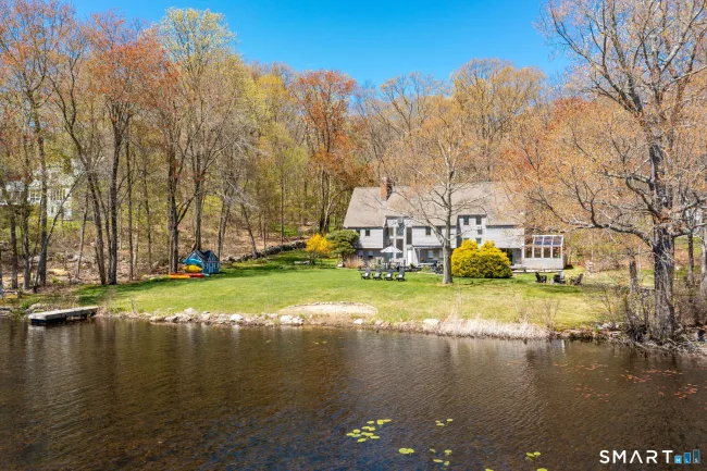 106 Hunt Road