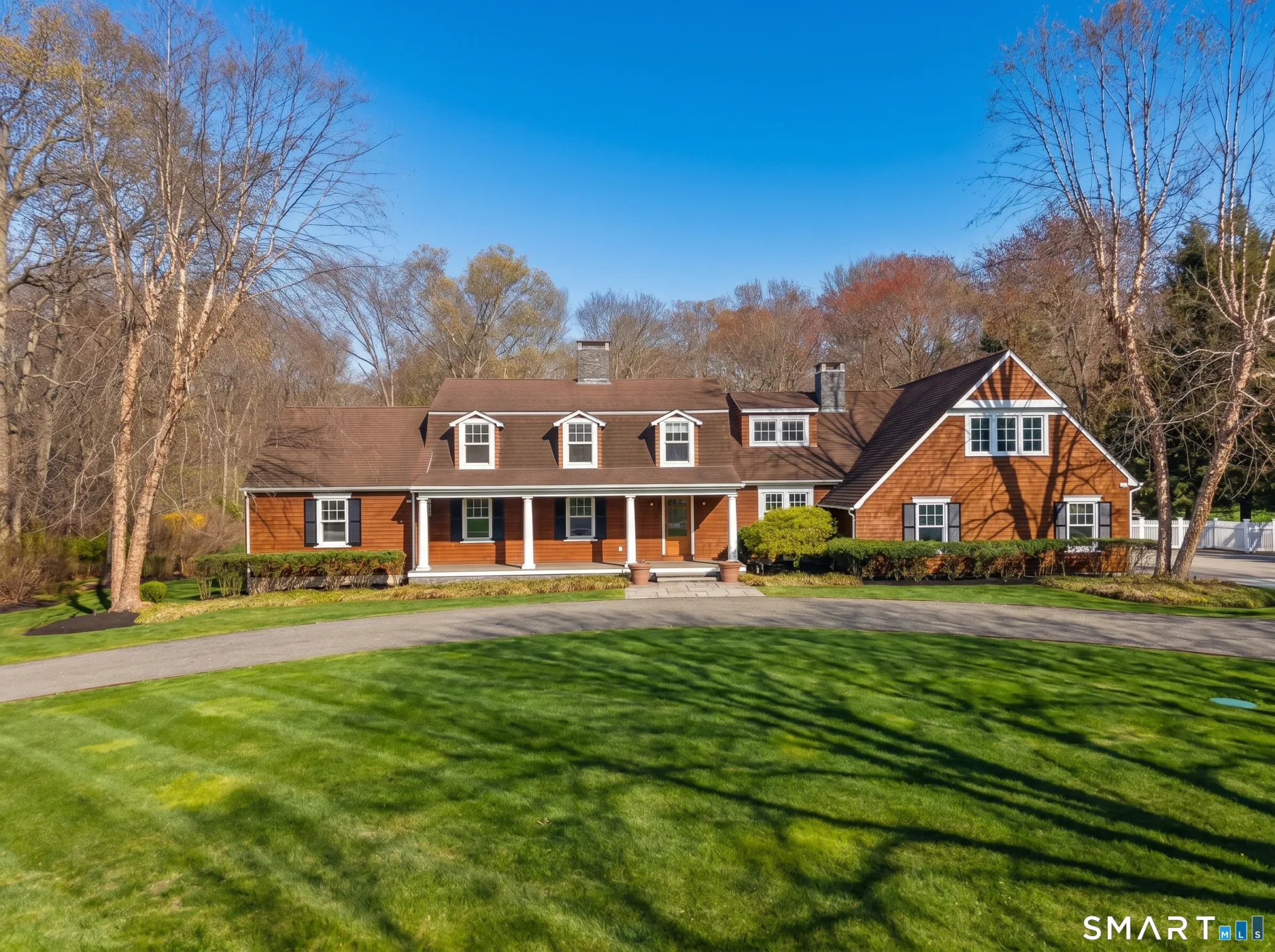 11 Westwood Drive, Waterford, CT