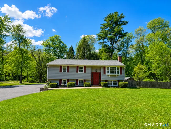 36 Fern Hollow Drive