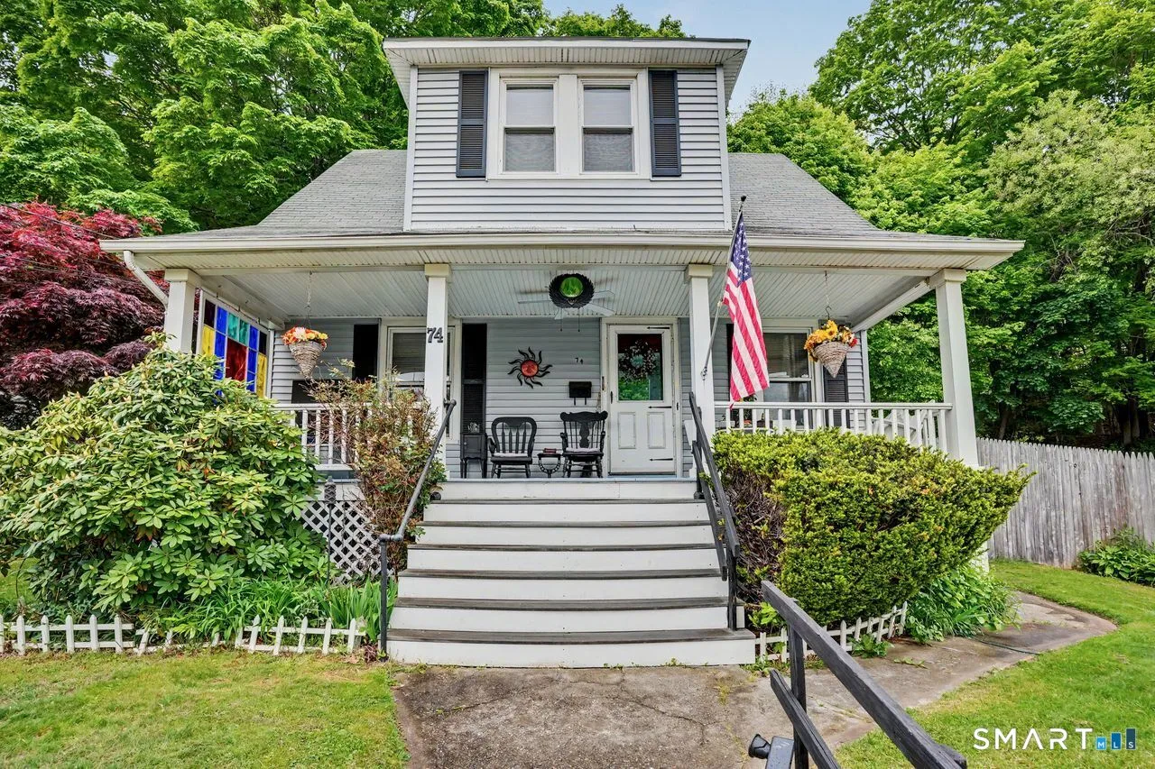 74 Maple Street, Seymour, CT