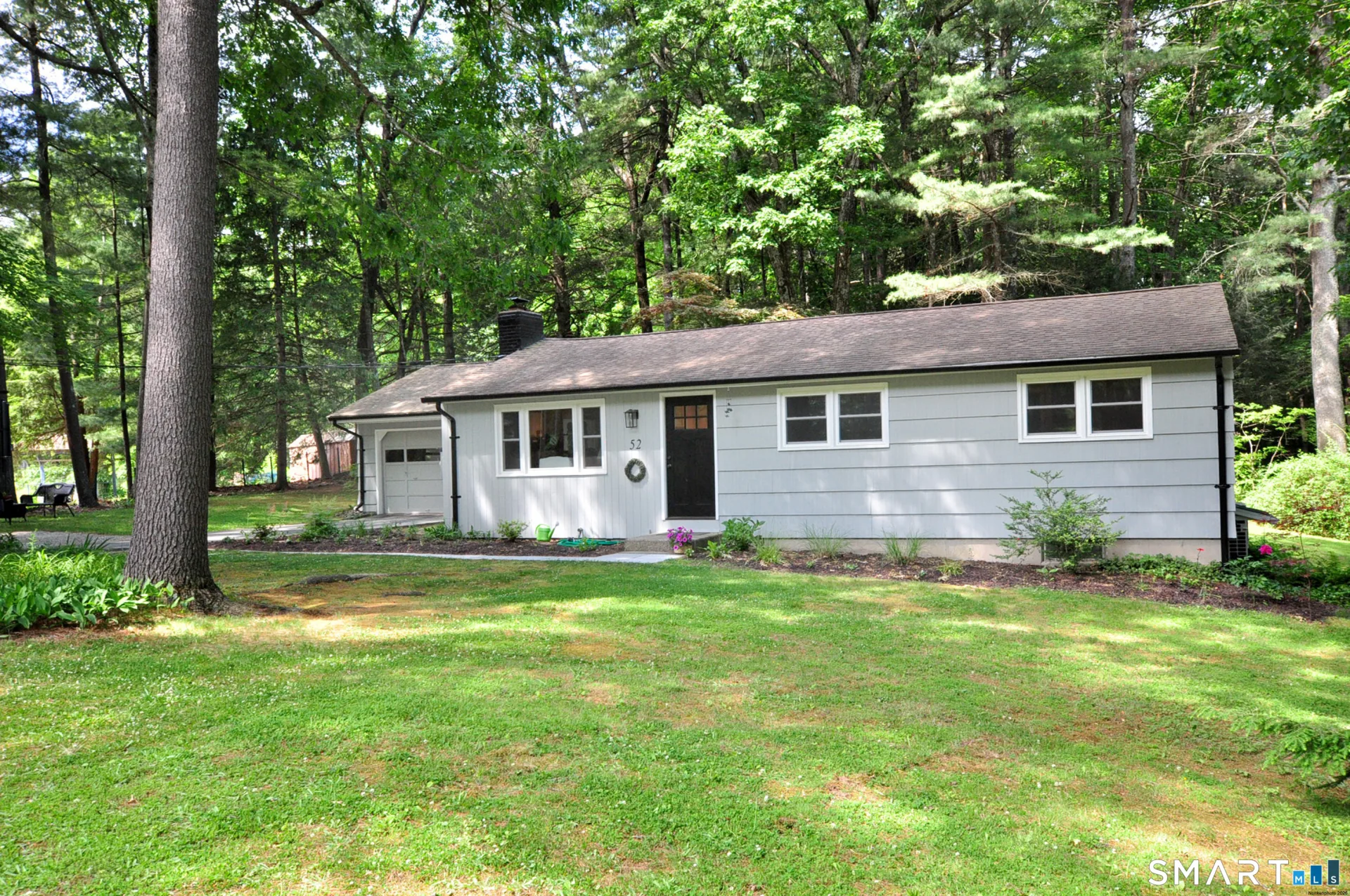 52 Fernwood Drive, Simsbury, CT