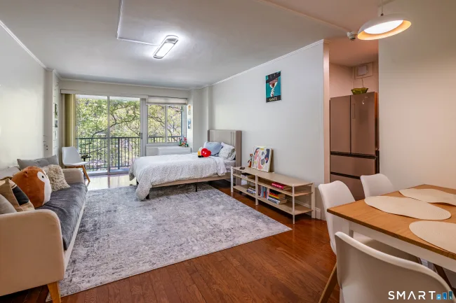 100 York Street #5L