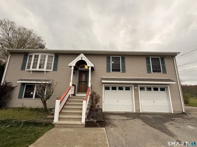 26 Tourtellotte Road, Putnam, CT