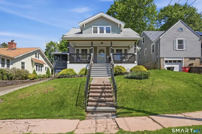 132 Carpenter Avenue