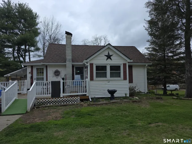 24 Black Hill Road, Plainfield, CT