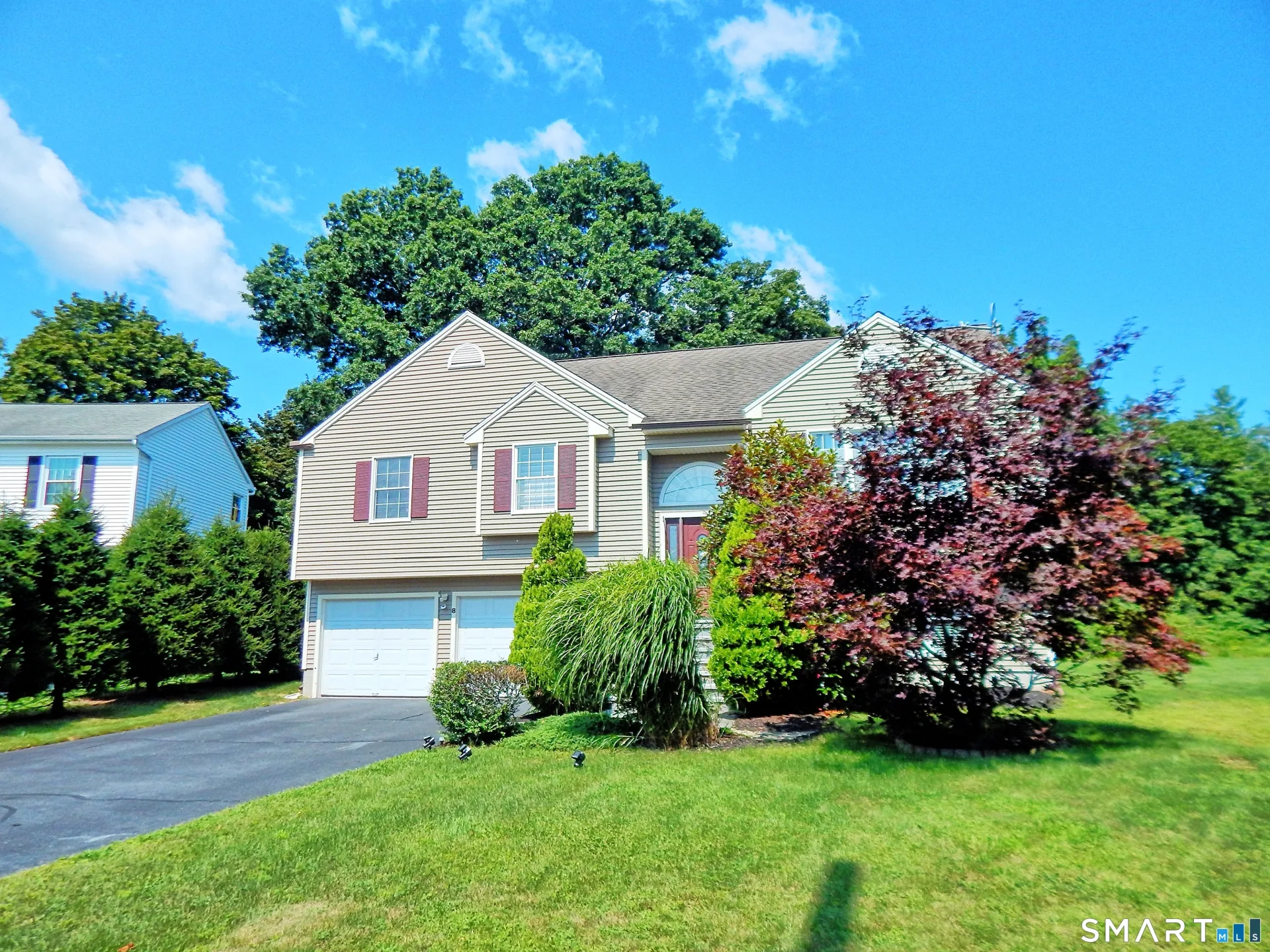 8 Hattie Lane, Milford, CT