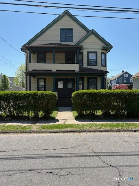32 Harrison Street, Bristol, CT