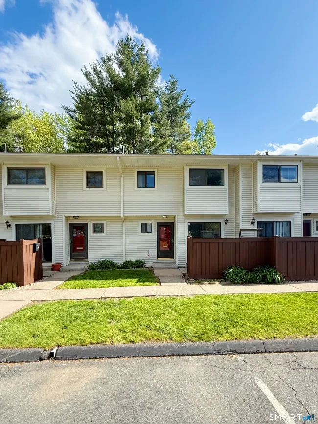 7 Woodland Avenue #C, Bloomfield, CT