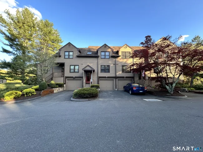 34 Overlook Drive #34, Monroe, CT