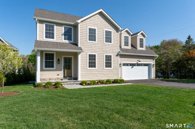 12 Walnut Ridge Court, Stamford, CT