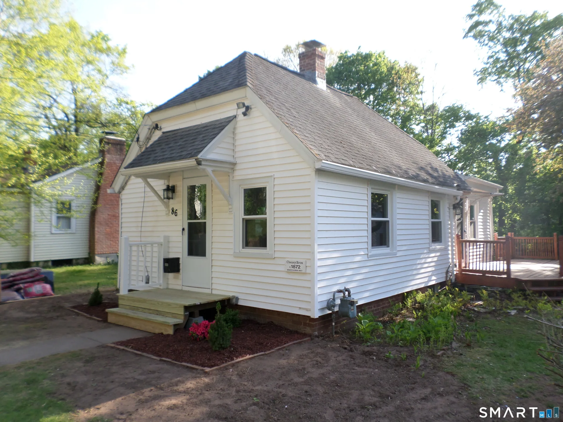 86 West Street, Manchester, CT