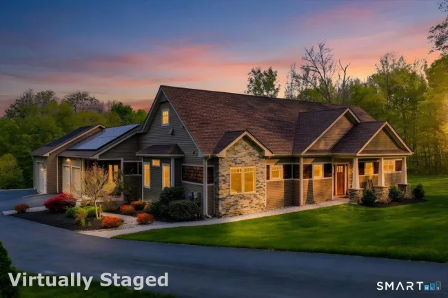 17 Decubellis Court, Putnam, CT
