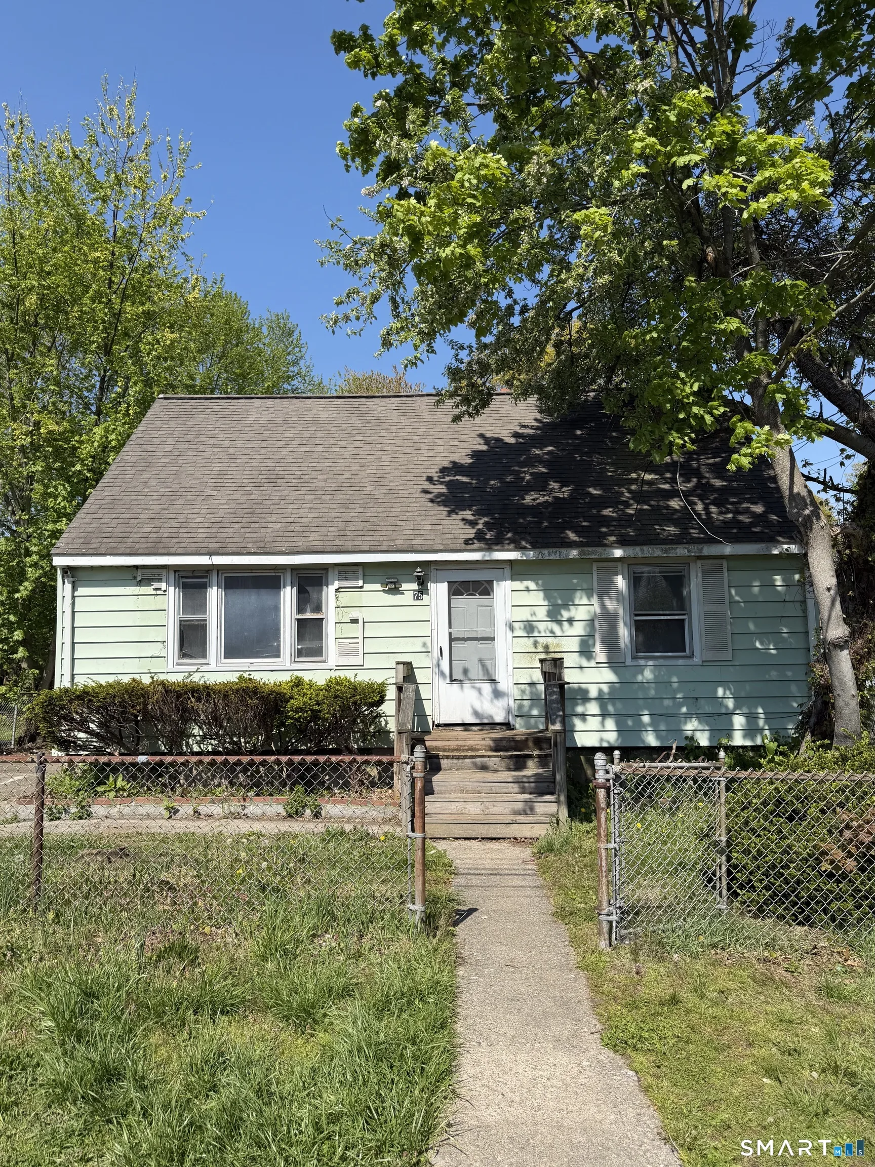 75 Brookside Avenue, Bridgeport, CT