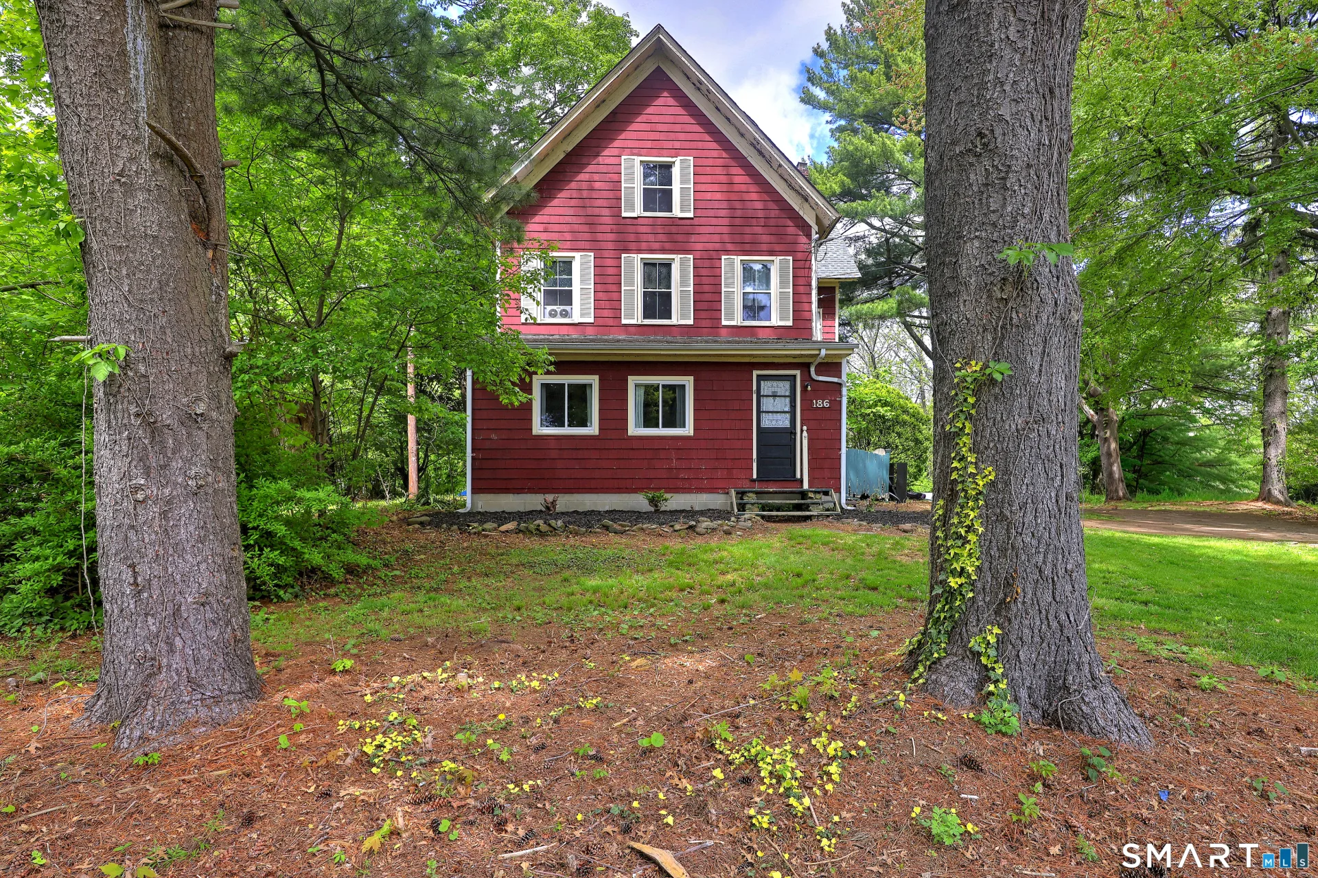 186 Jones Hill Road, West Haven, CT