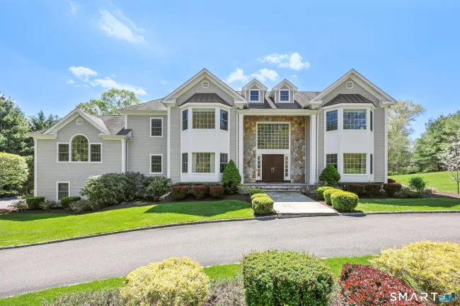 12 Woodbine Way, Stamford, CT