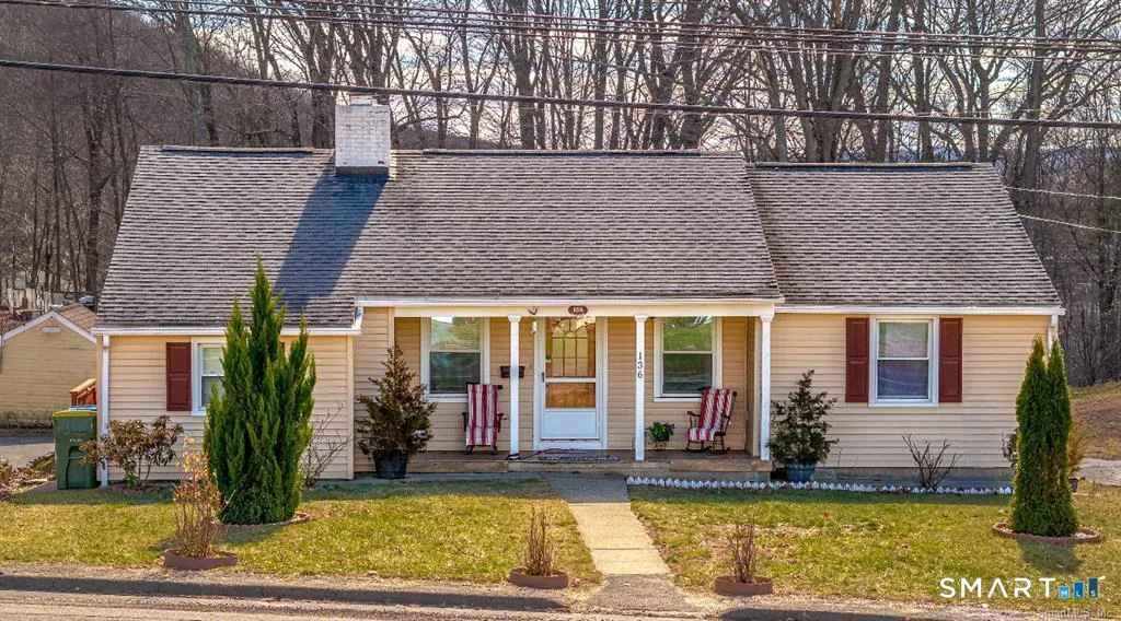136 Pearl Lake Road, Waterbury, CT
