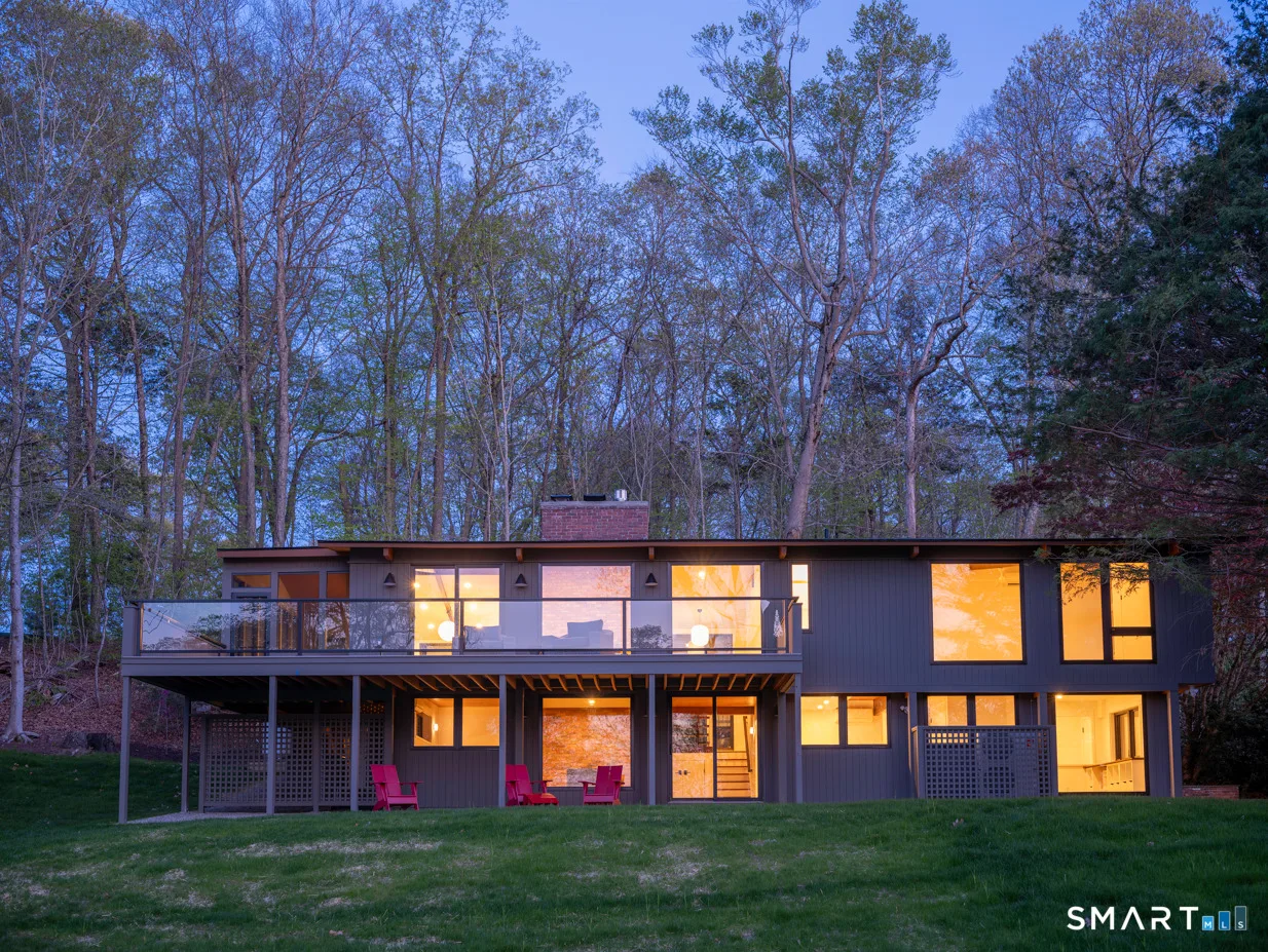 5 Hemlock Drive, Essex, CT