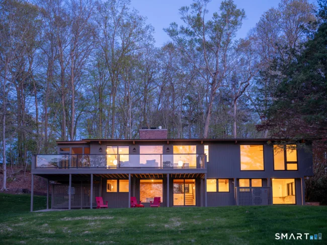 5 Hemlock Drive, Essex, CT