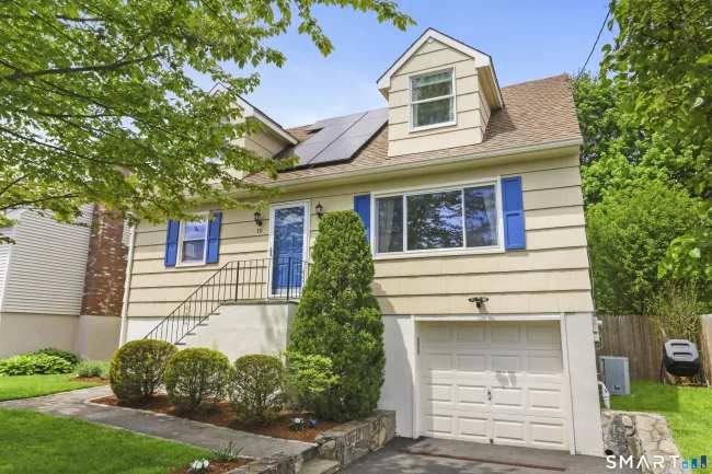10 Leann Drive