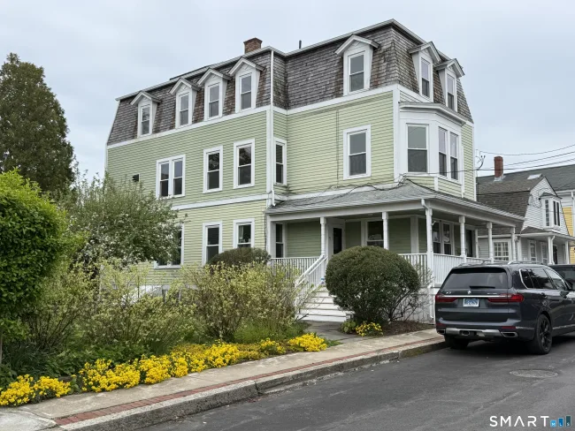 9-11 Diving Street, Stonington, CT