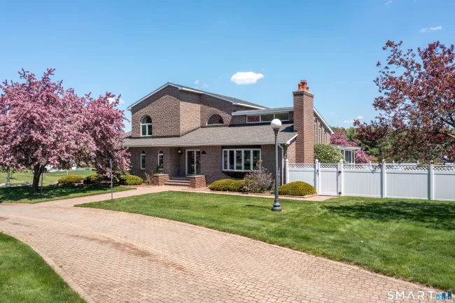 524 Wauregan Road, Brooklyn, CT