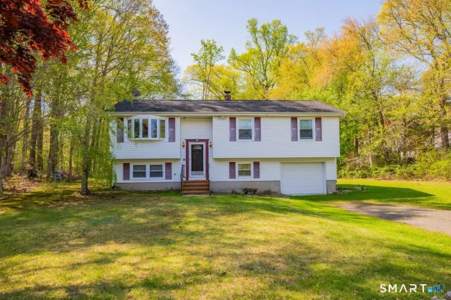 15 Beechcrest Drive, East Hampton, CT