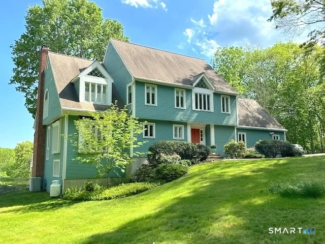 253-4 Grassy Hill Road