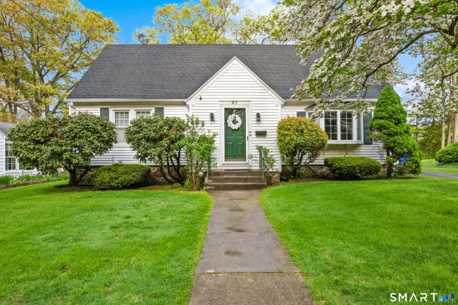27 Theroux Avenue, Waterbury, CT