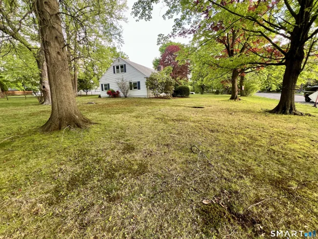 6 Sanford Lane, Stamford, CT