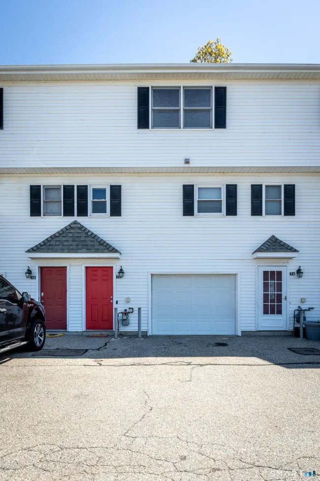 75 Commodore Commons #75