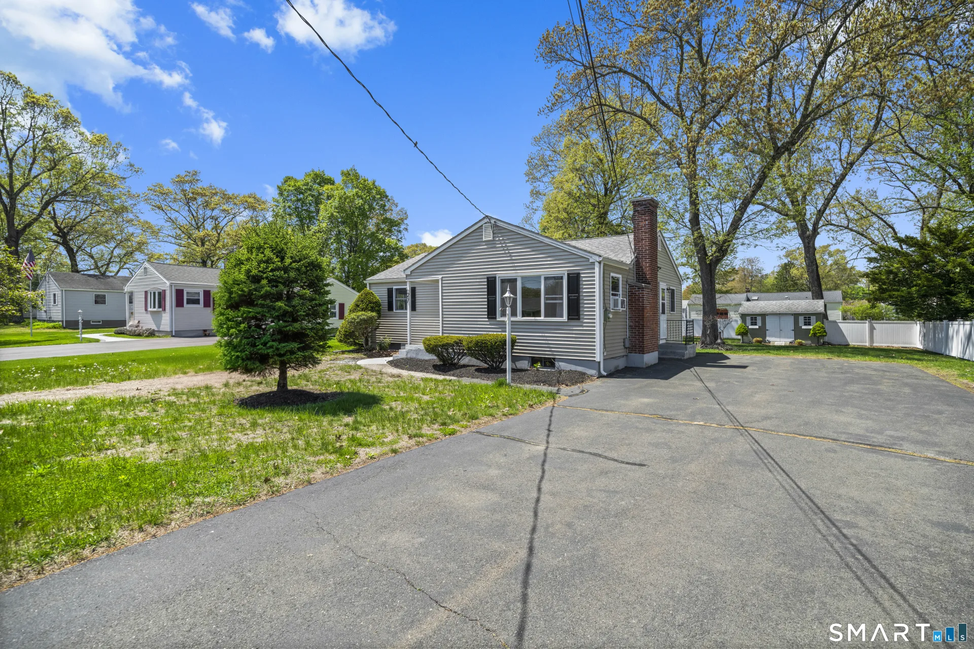 27 Highland Road, Windsor Locks, CT