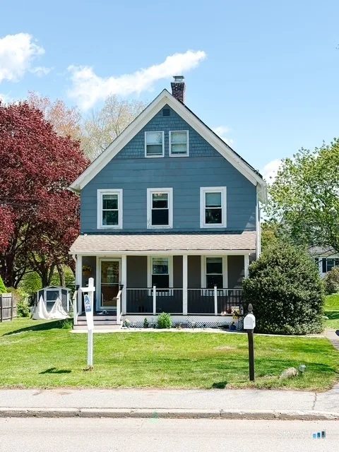 599 Vauxhall St Extension, Waterford, CT