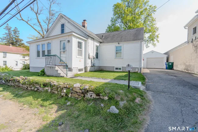 25 McKinley Avenue