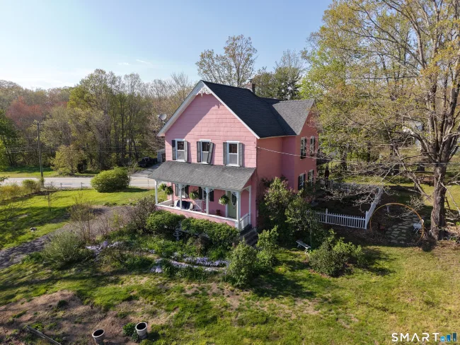 21 Brunswick Avenue, Plainfield, CT