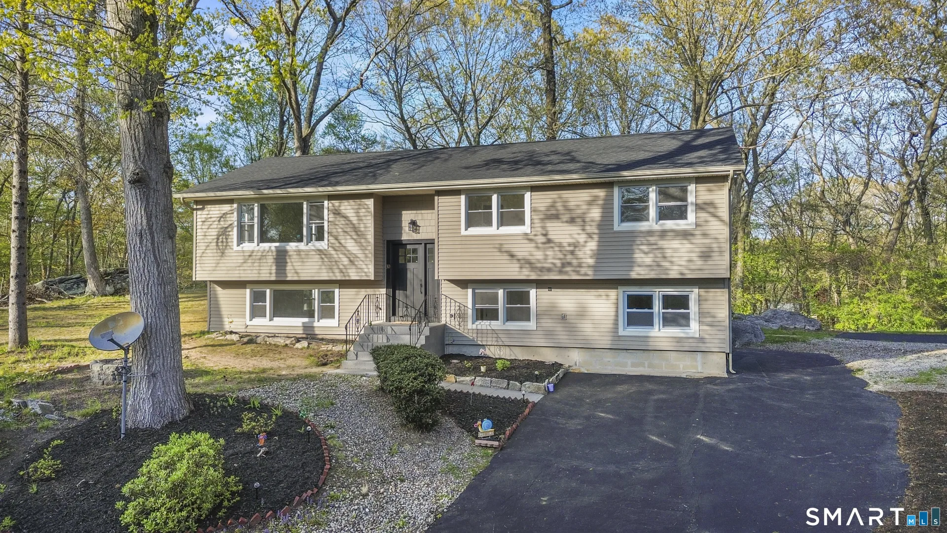 30 Patricia Court, Ledyard, CT