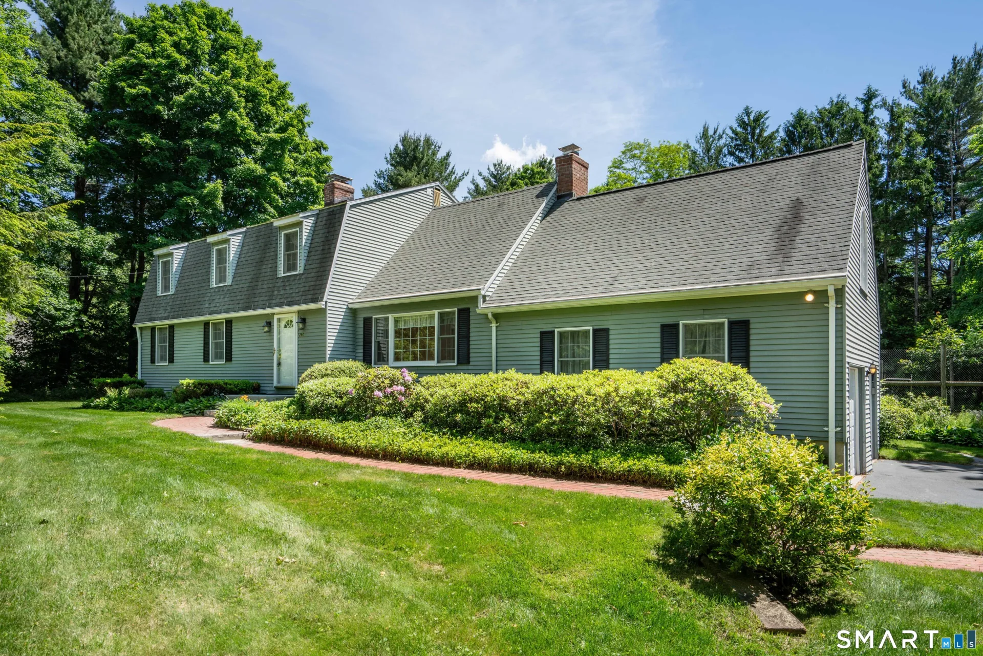 290 Old Farms Road, Simsbury, CT
