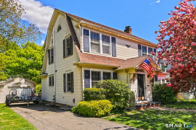 108 Hurd Avenue